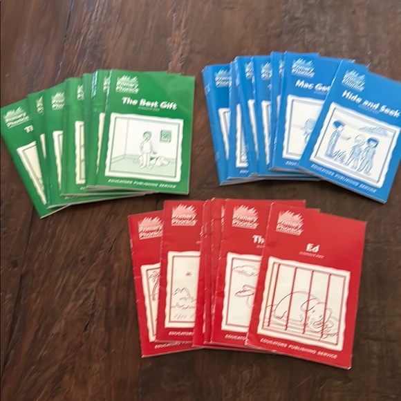 Other - Primary phonics set 1-3 nearly complete 🍎great for early readers 📕📗📘